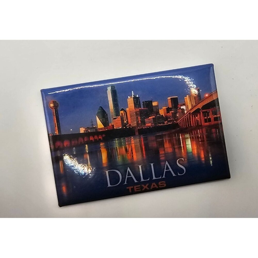 Dallas Texas Souvenir Magnet‎ With City Skyline Design